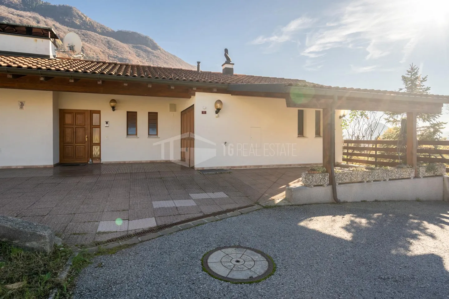 VILLA SPACIEUSE DE 5,5 PIÈCES DANS LE VERT, À UN JET DE PIERRE DE LA VILLE - Photo 6 sur 13
