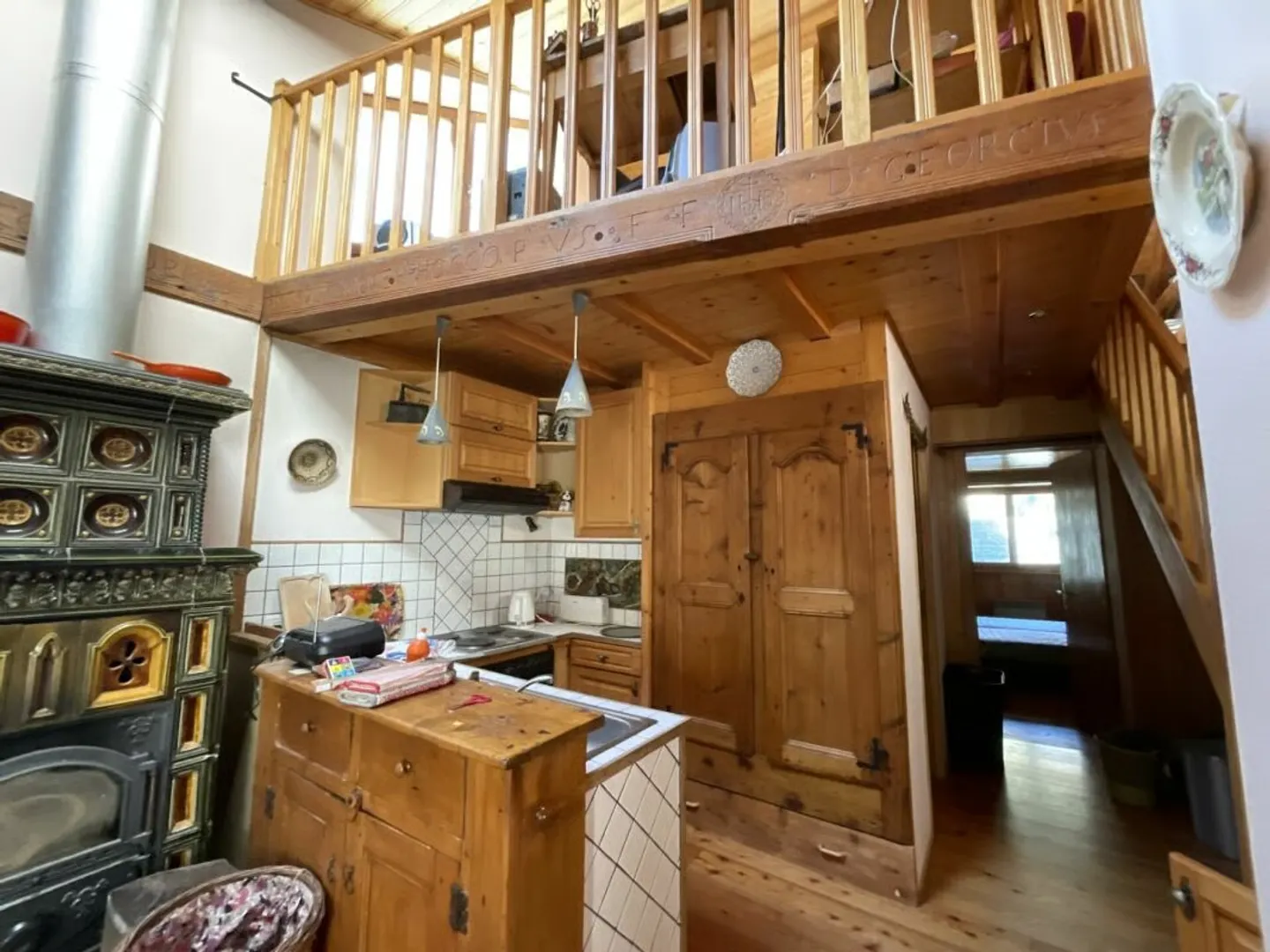 Maison à vendre au coeur du village de Bourg Saint Pierre - Photo 6 of 24