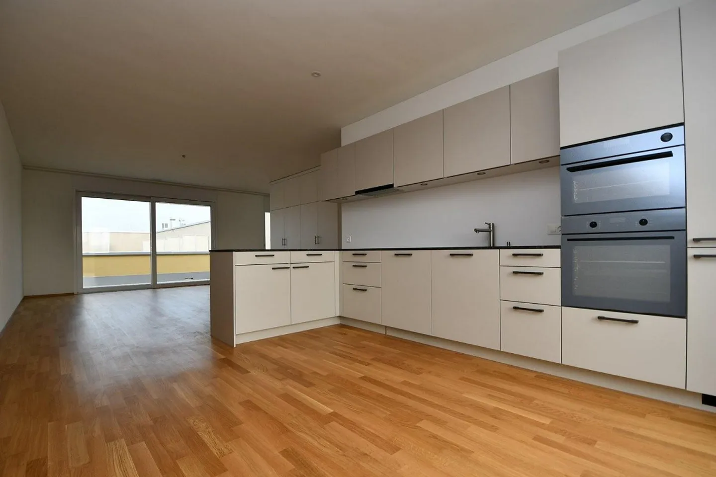 Go Bern West - Your Attic Dream Apartment - Photo 1 of 8