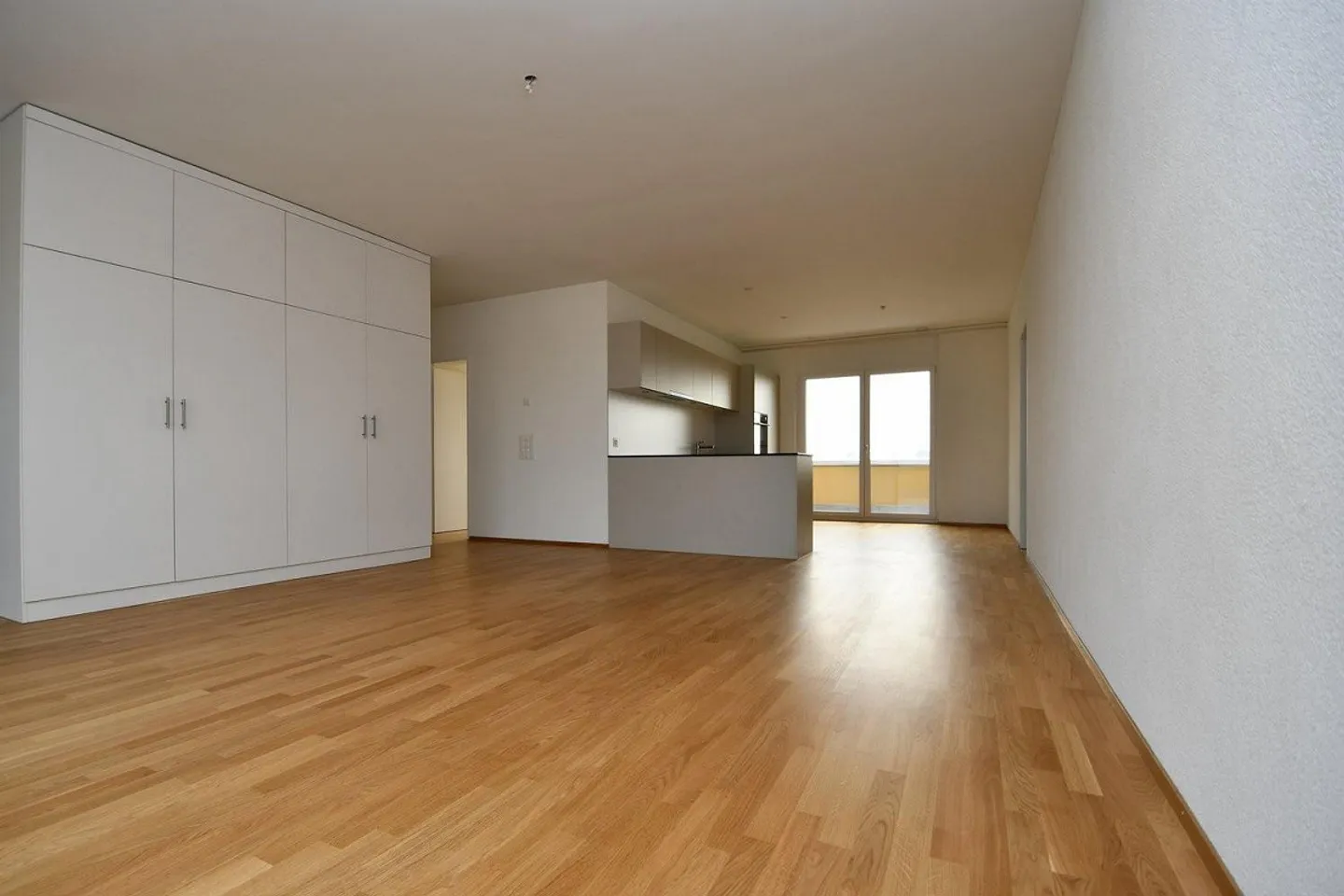 Go Bern West - Your Attic Dream Apartment - Photo 2 of 8