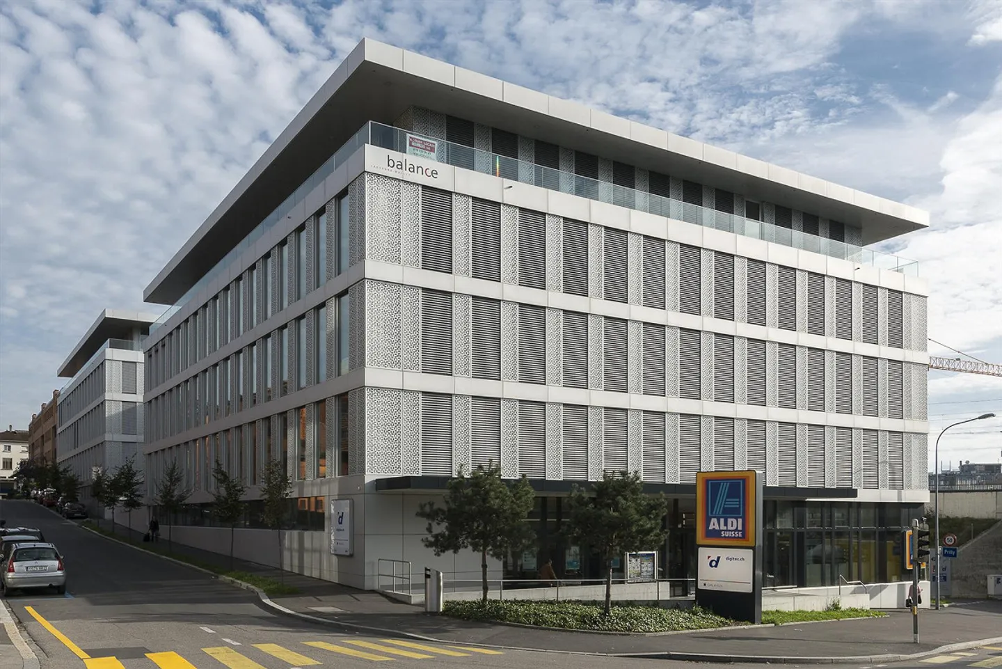 Opportunité unique! Bureaux modernes et lumineux - Photo 7 sur 7