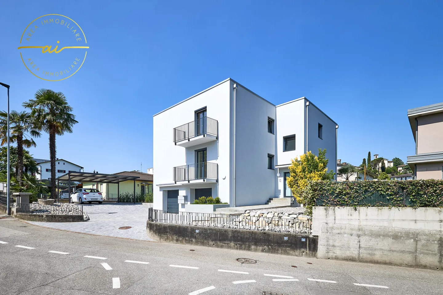 Appartamento moderno con giardino - Foto 2 di 12