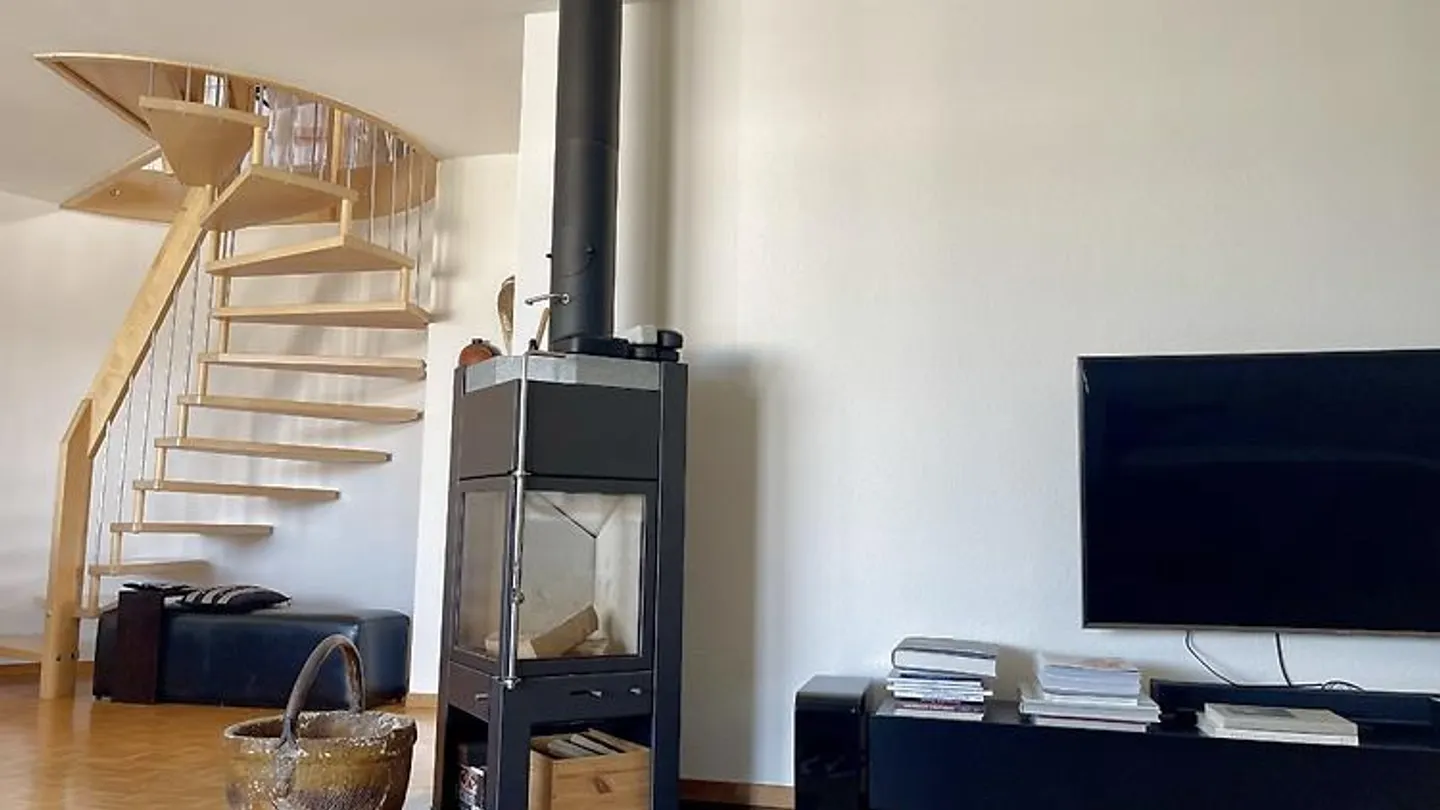 3½ ROOM MAISONETTE APARTMENT IN ZOLLIKON (ZH), FURNISHED, TEMPORARY - Photo 4 of 10