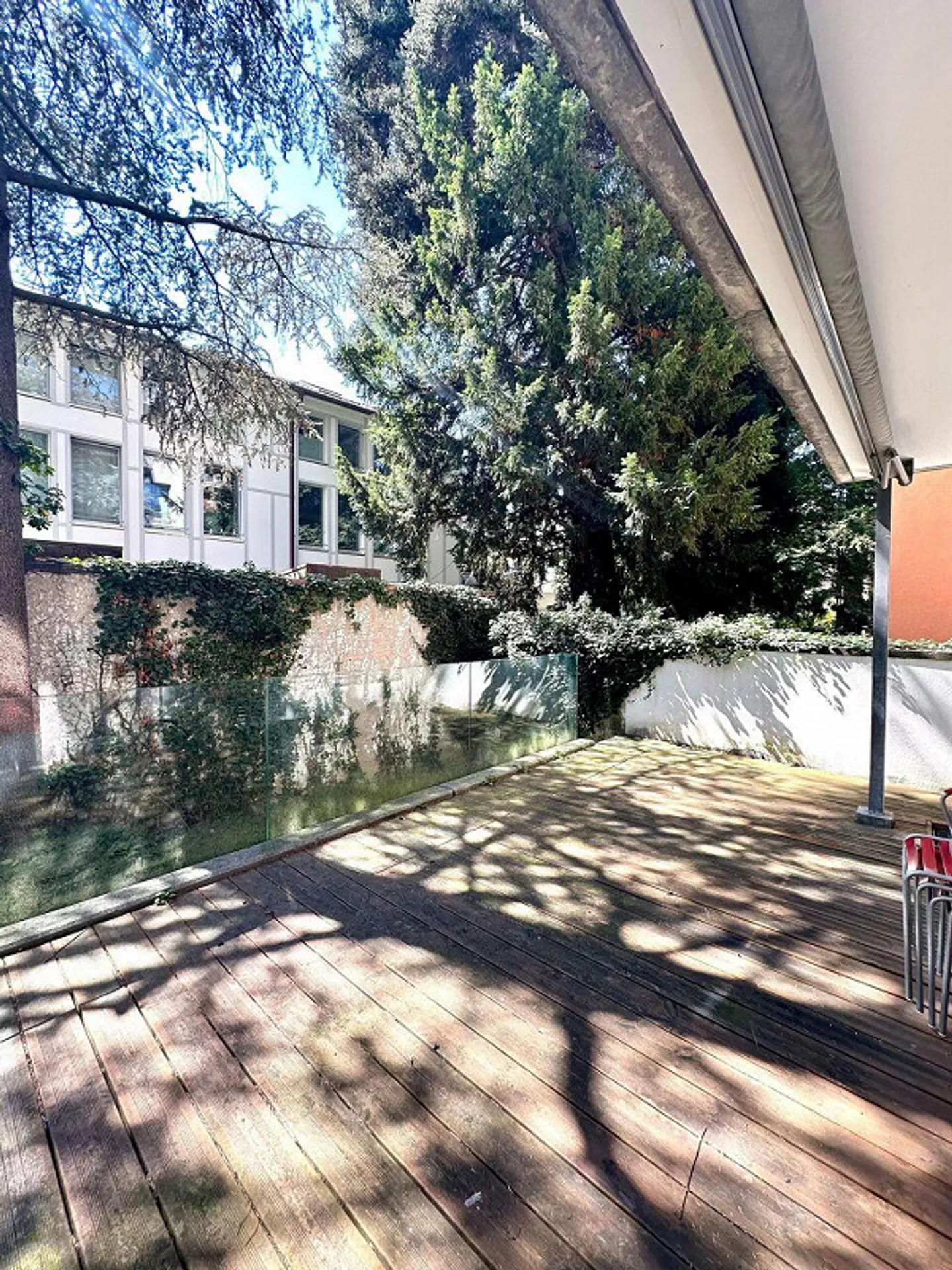 Modernes Apartment in Basel - Foto 2 von 22