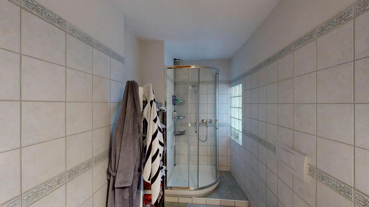 Spacious Apartment in the Heart of Wettingen - Photo 13 of 30