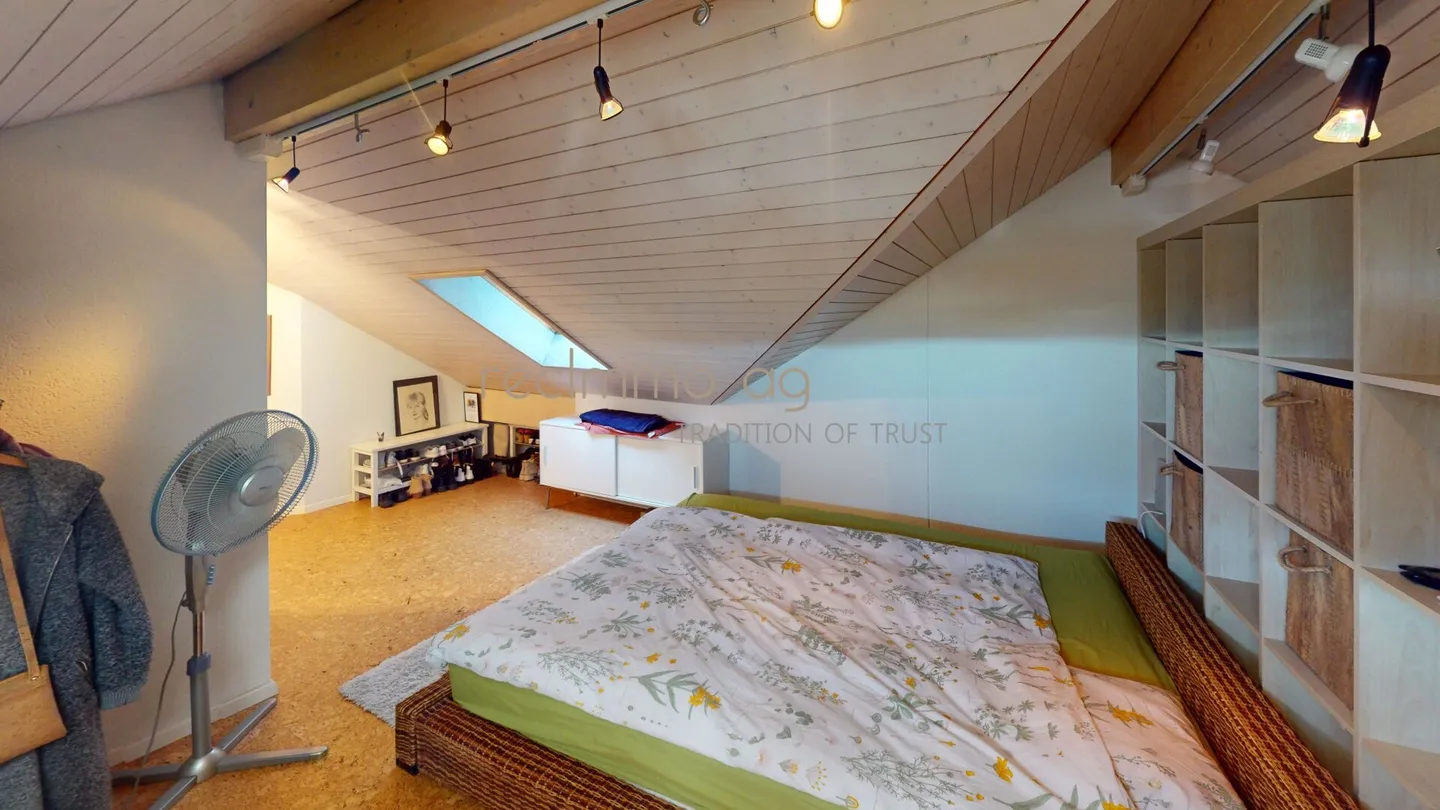 Spacious 6.5-room maisonette apartment in Bremgarten - 190 m² with renovation potential - Photo 4 of 11