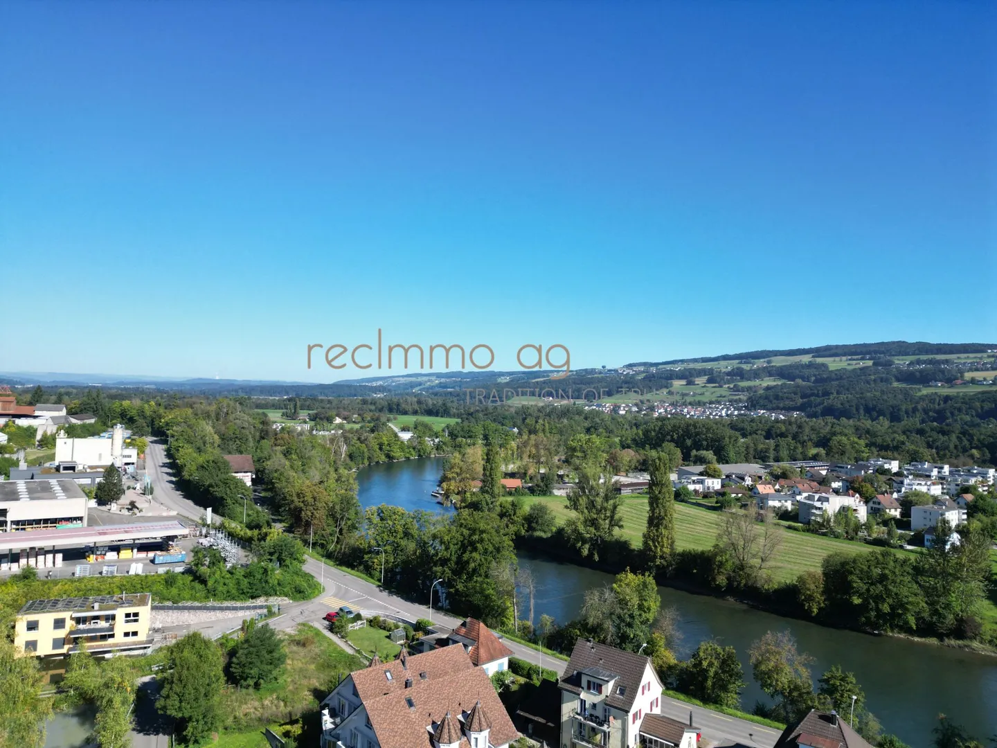 Spacious 6.5-room maisonette apartment in Bremgarten - 190 m² with renovation potential - Photo 11 of 11