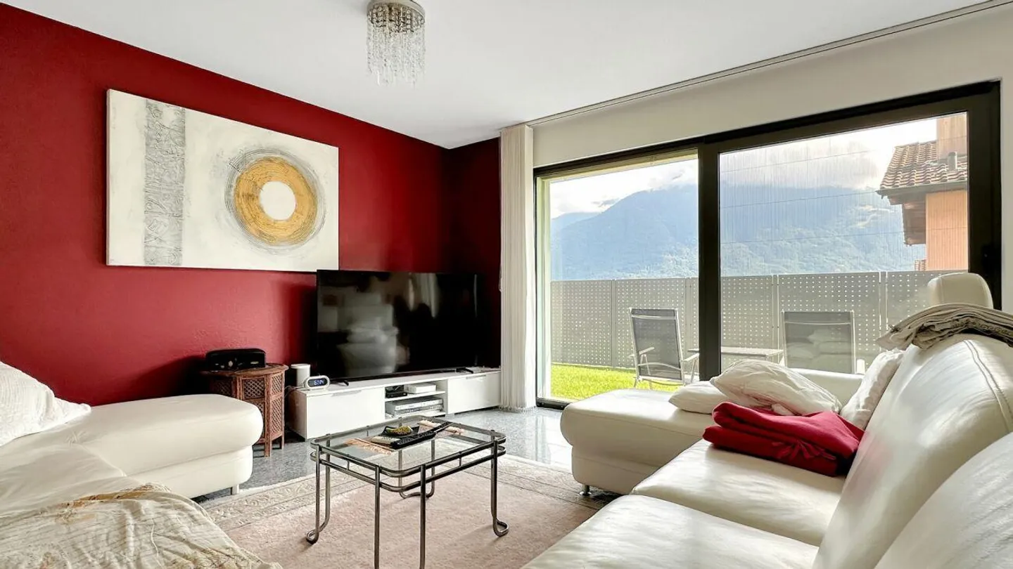 Gordola - Casa con monolocale / Einfamilienhaus mit Studio - Foto 2 di 15