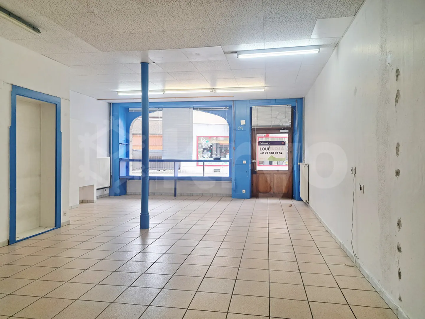 YVERDON 10, Spazio commerciale nel centro della città - Foto 2 di 4