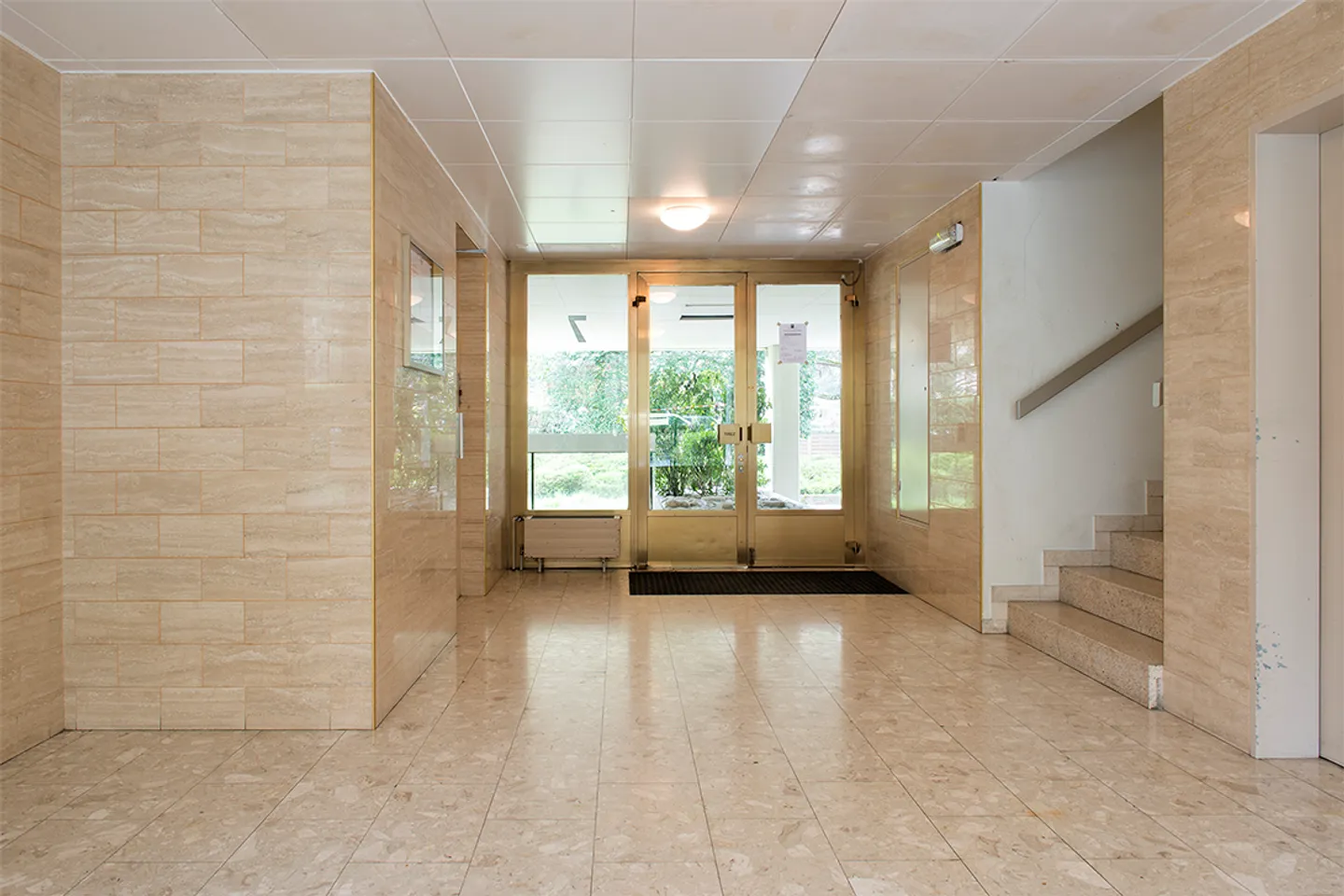 Unterirdischer Platz 1 Zimmer - Foto 3 von 7