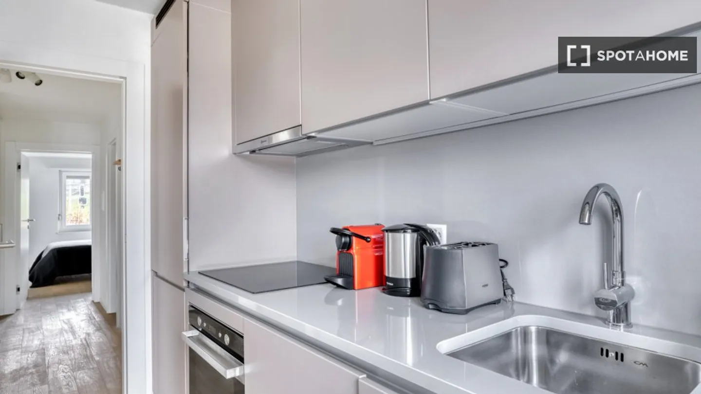 Discover, visit and rent your new home online with full confidence. - Photo 7 of 18