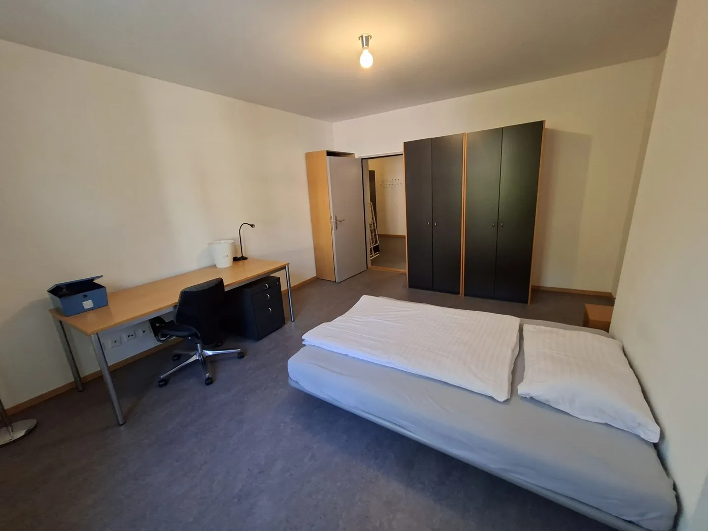 Camera Studente Arredata in Centro - Foto 2 di 7