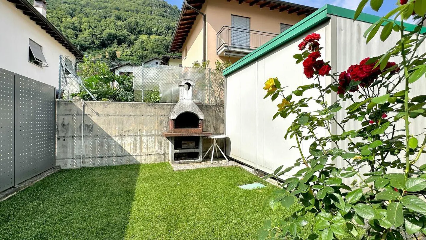 Gordola - Casa con monolocale / Einfamilienhaus mit Studio - Foto 14 di 15