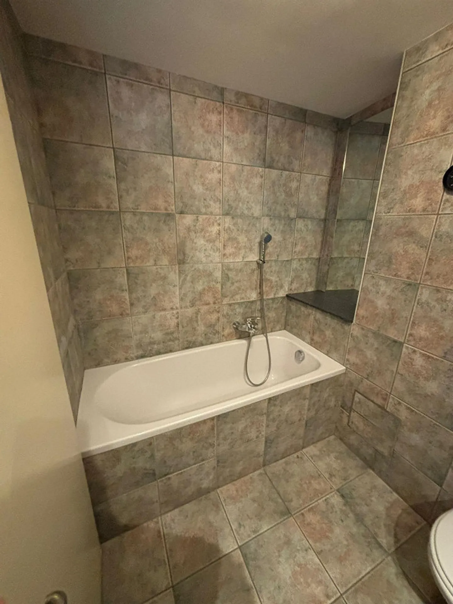 3.5 room penthouse apartment (91 m2) with 2 large terraces - Photo 2 of 10