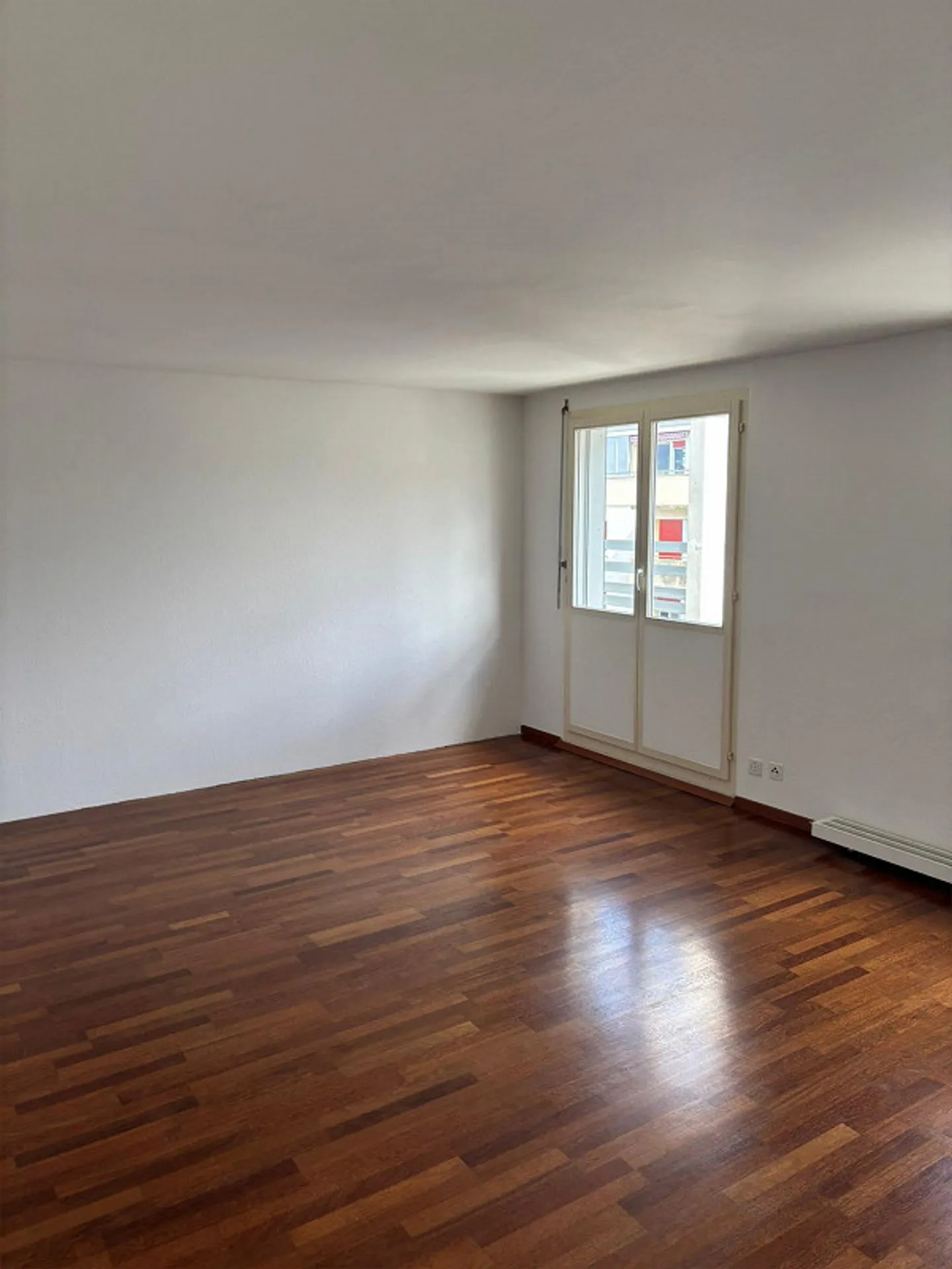 3.5 room penthouse apartment (91 m2) with 2 large terraces - Photo 8 of 10