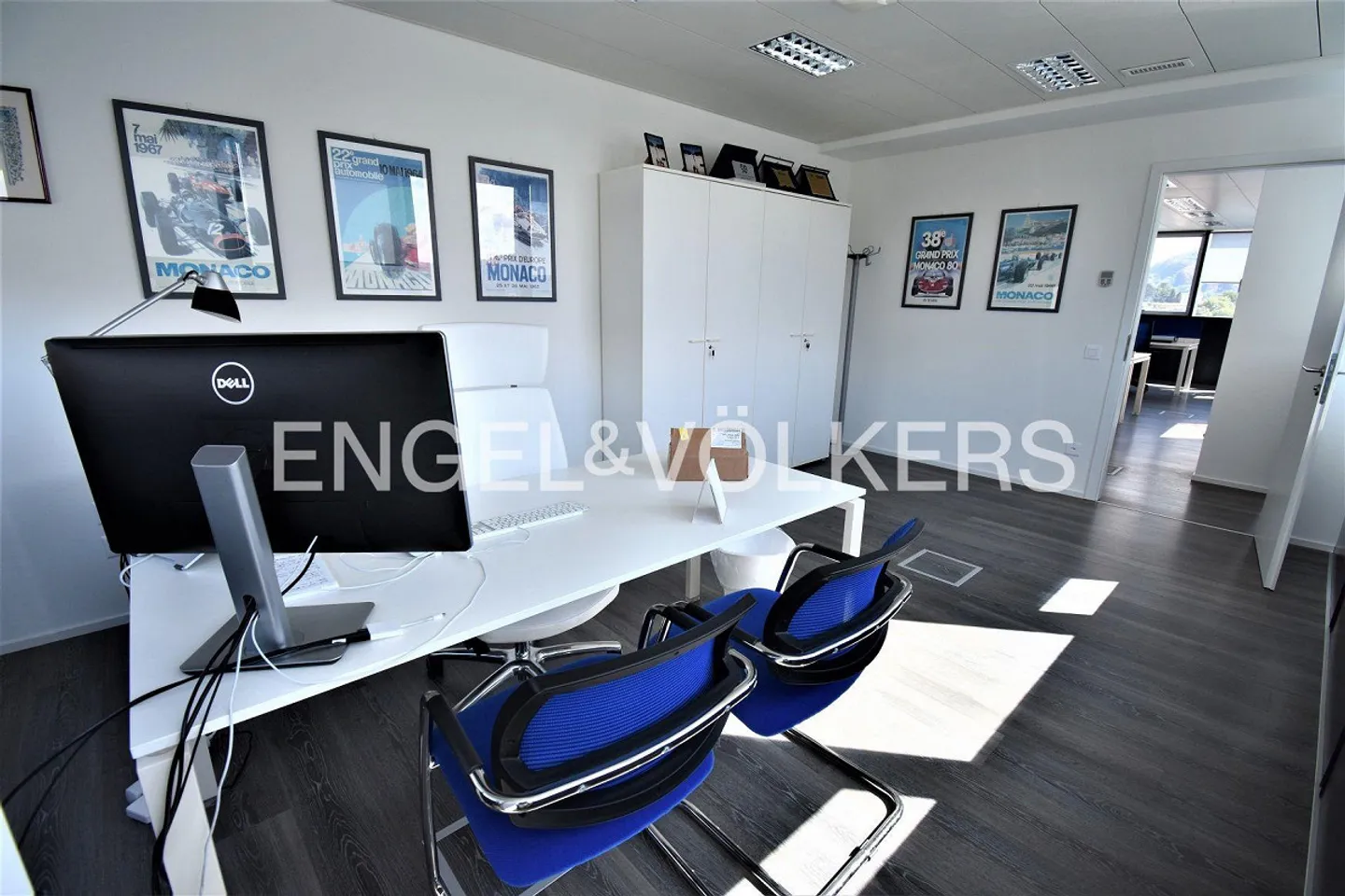 Office of 416 m2 on the 5th floor with elevator - Photo 10 of 12