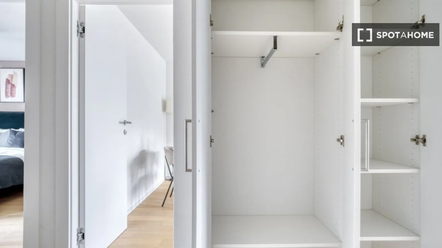 Discover, visit and rent your new home online with full confidence. - Photo 18 of 18