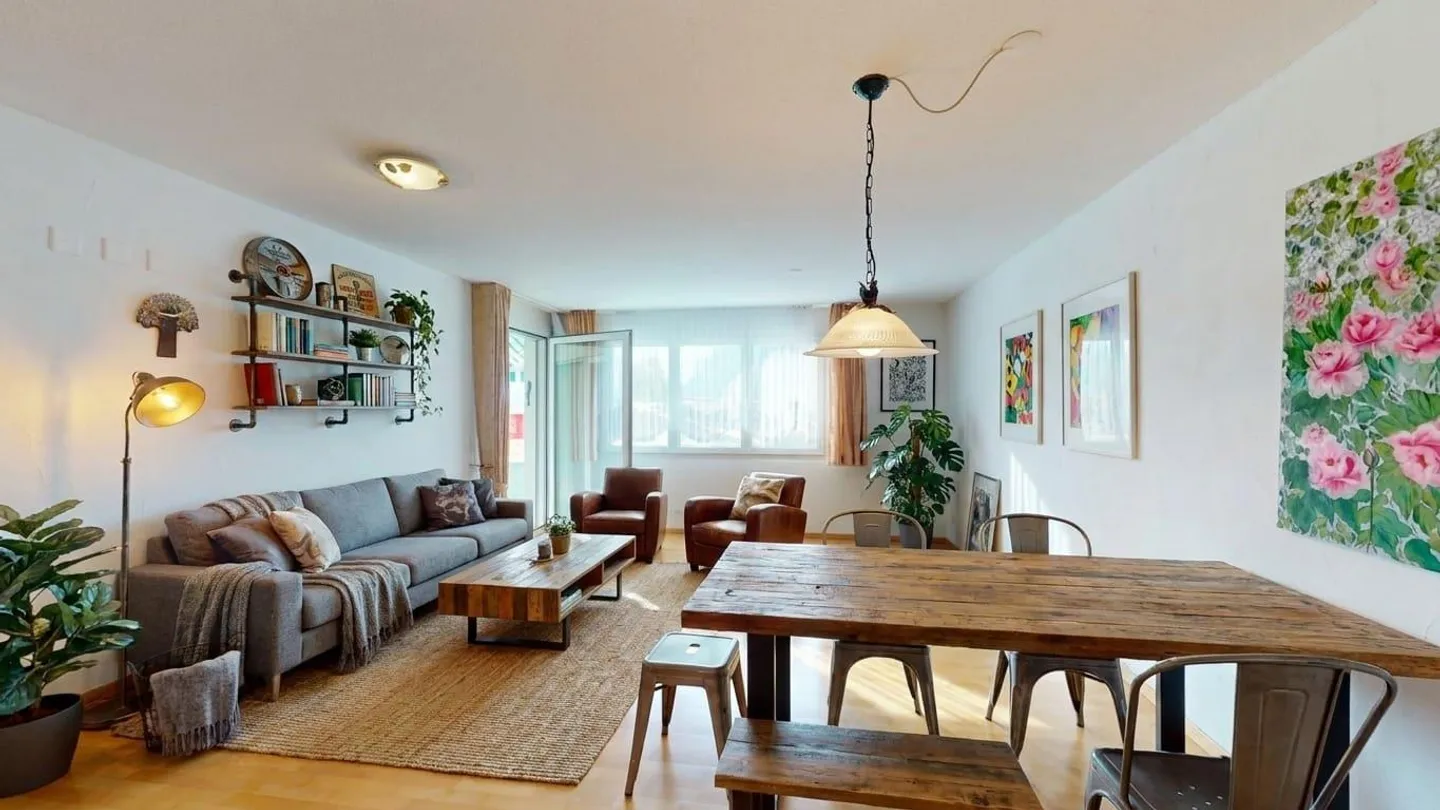 Helle 2-Zimmer-Wohnung mit Balkon in Walenstadt kaufen - Foto 1 di 13