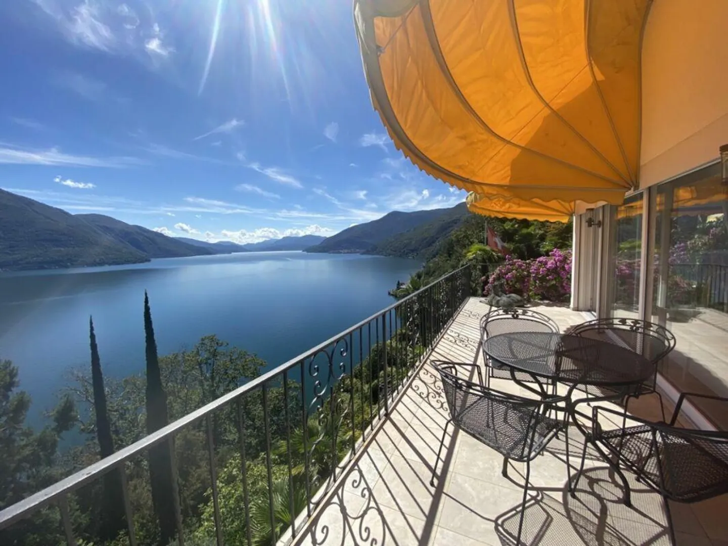 Mediterranean Villa with Infinity Pool and Panoramic Lake View in Brissago - Photo 2 of 21