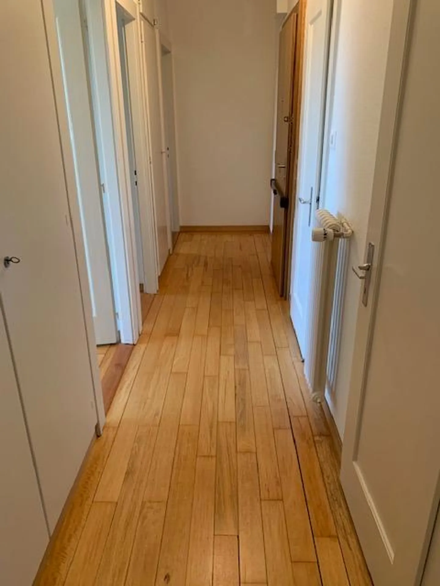 Apartment for rent - Photo 5 of 9