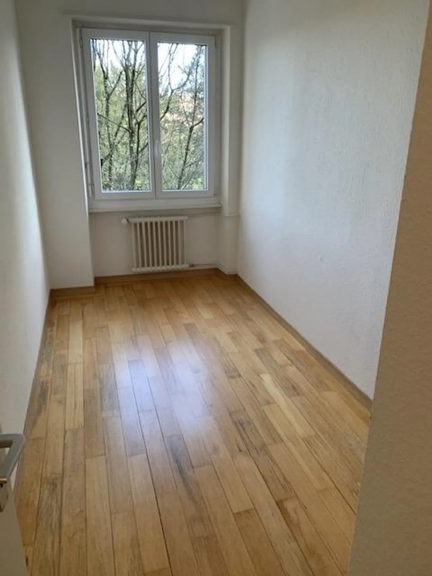 Apartment for rent - Photo 8 of 9