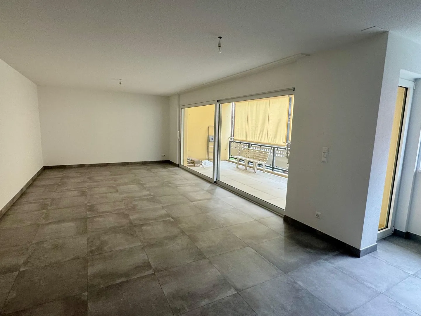 Renovierte Wohnung in Martigny - Foto 3 von 10