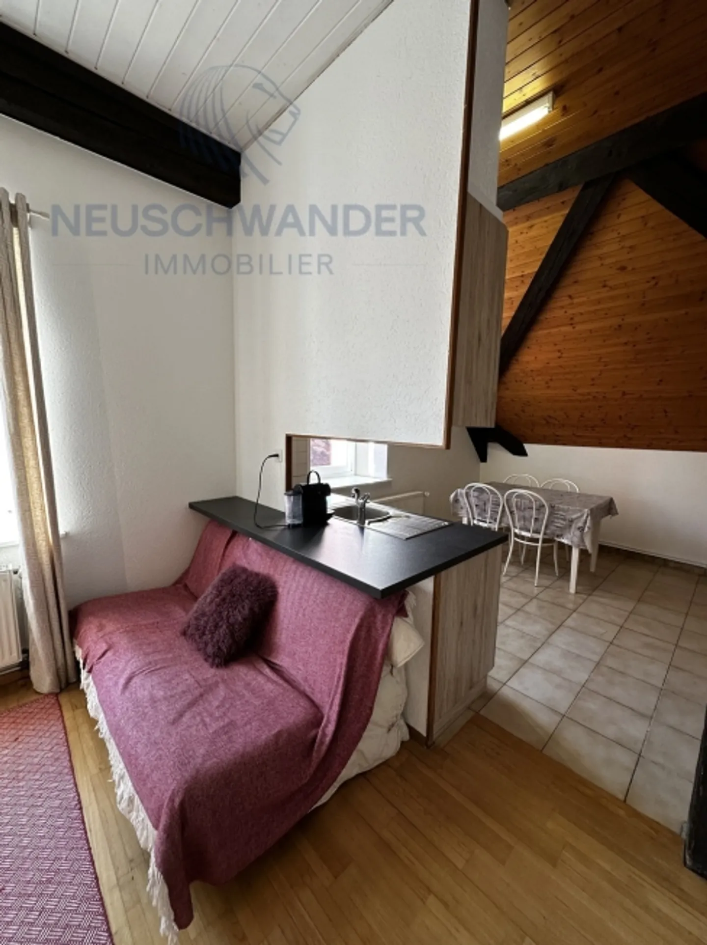 «Avec 20 places de parc bâtiment de renom entièrement loué» - Photo 5 sur 20