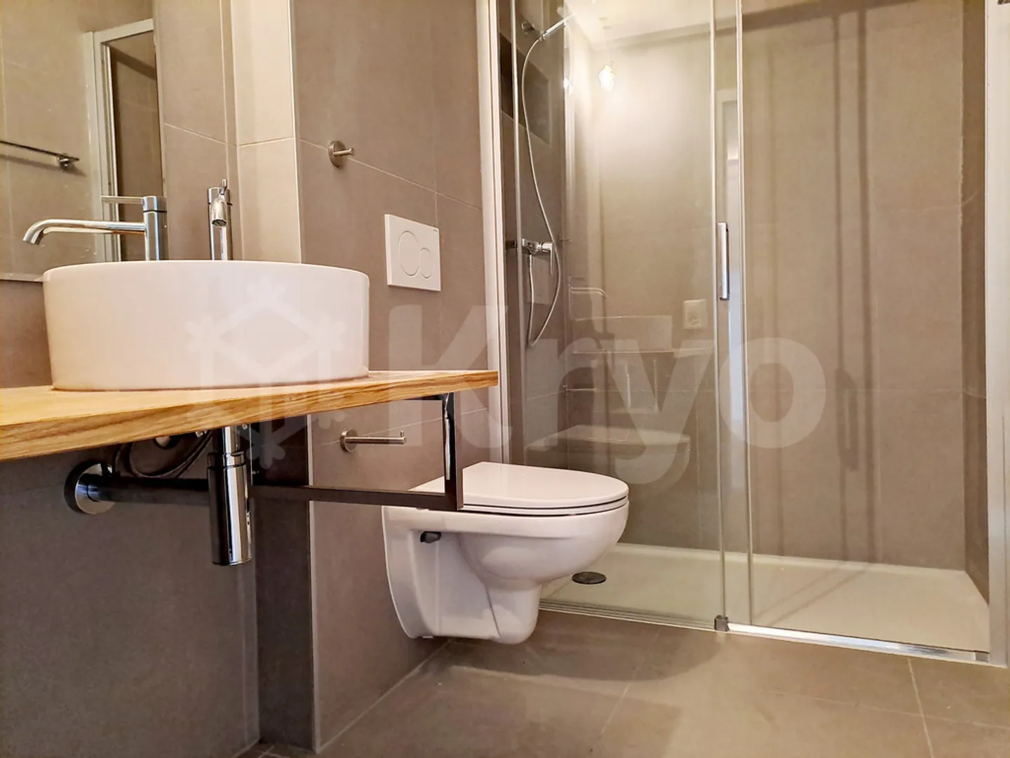 Magnificent new 4.5-room apartment with private terrace - Photo 7 of 10