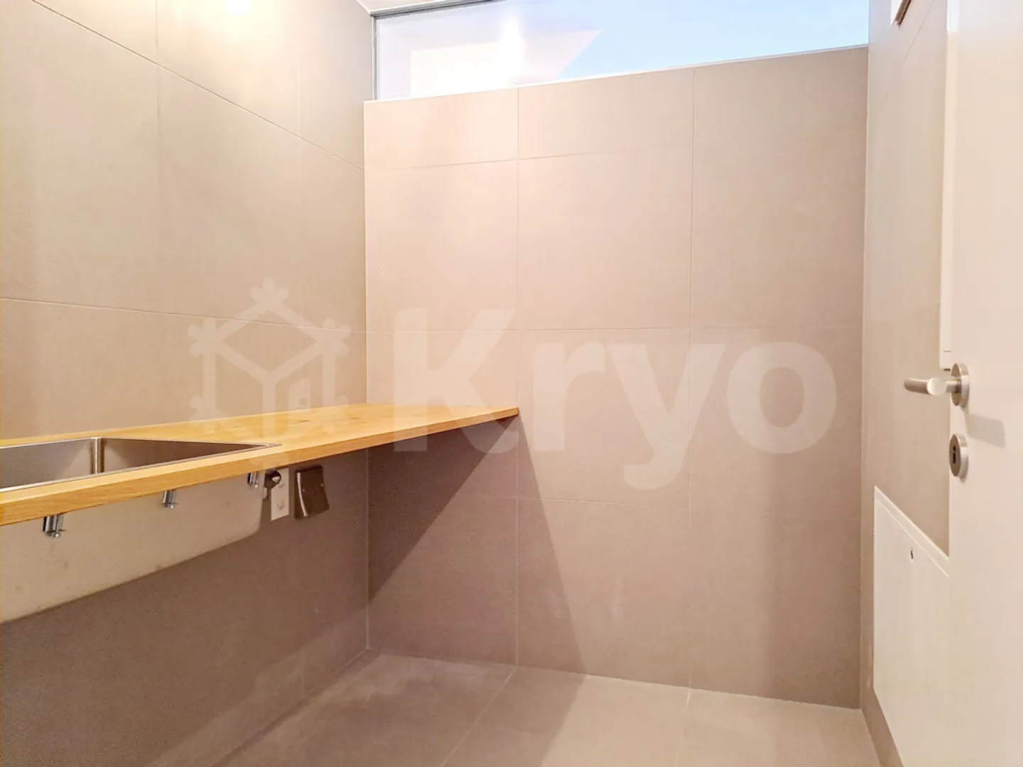 Magnificent new 4.5-room apartment with private terrace - Photo 8 of 10