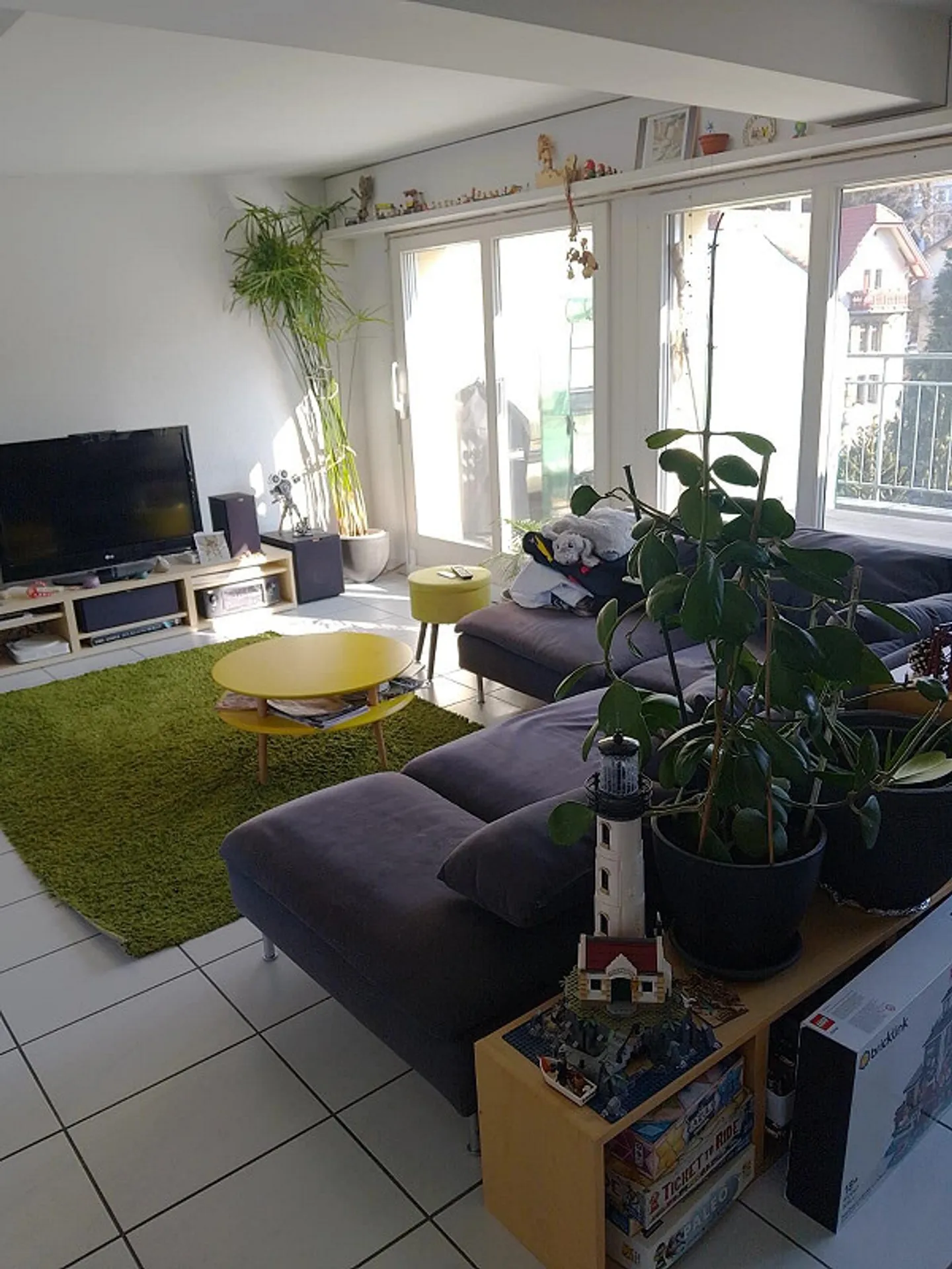 Charmante Dachwohnung mit Terrasse - Foto 5 von 17