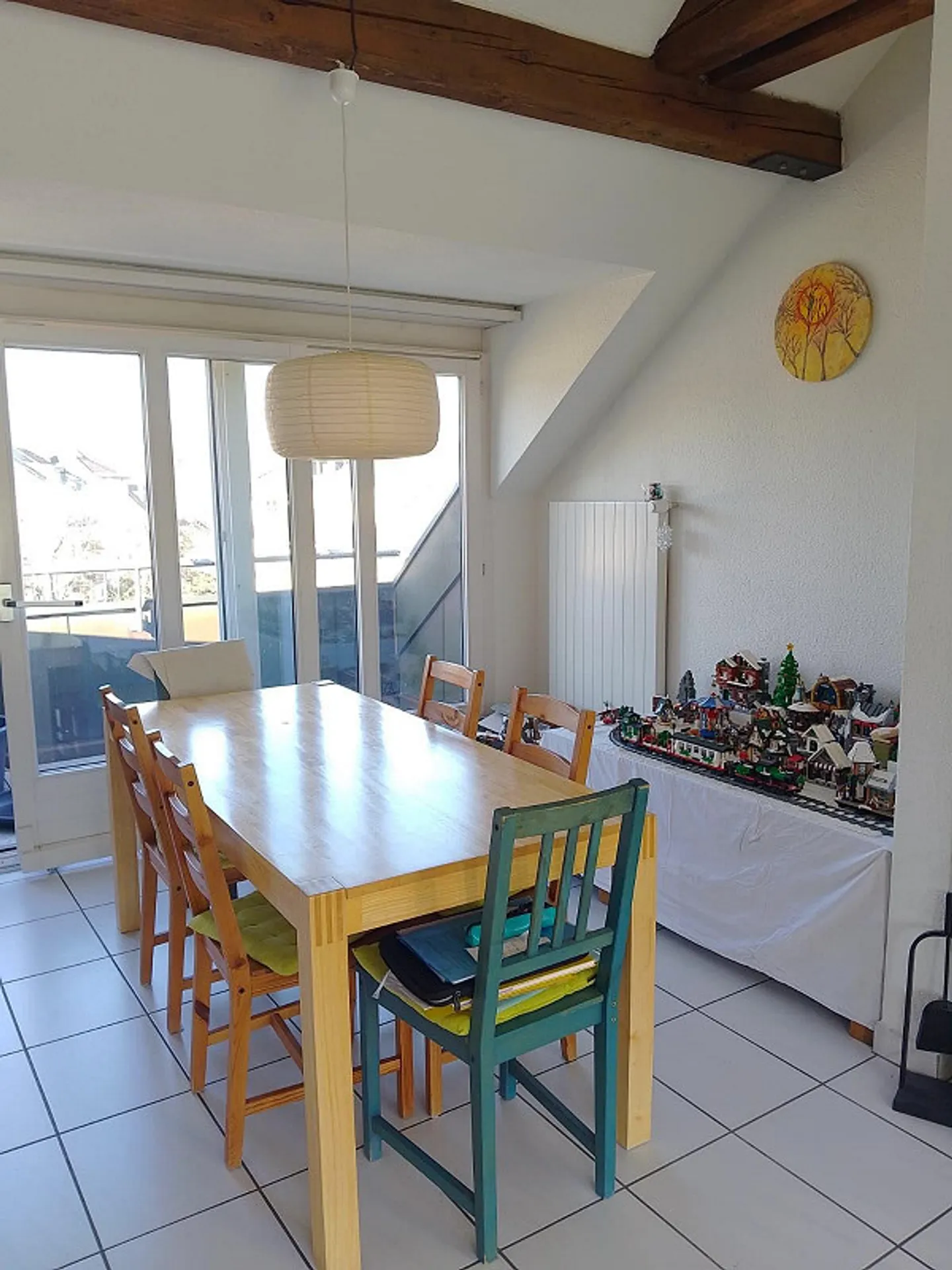 Charmante Dachwohnung mit Terrasse - Foto 9 von 17