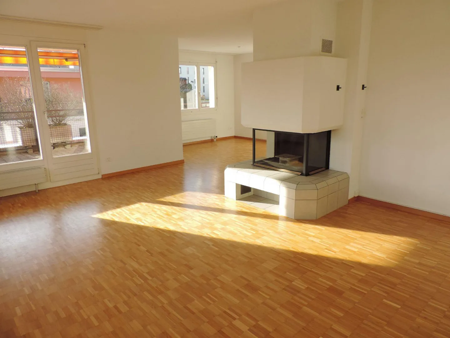 Charmante Dachwohnung mit Grosser Terrasse - Foto 9 von 13