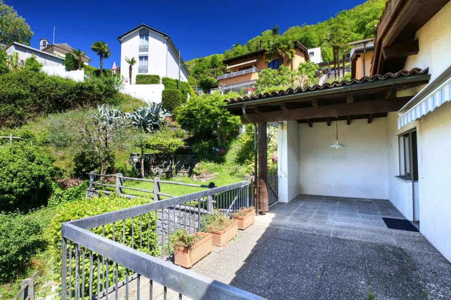 LAVERTEZZO - House with Garden and Panoramic View - Photo 14 of 21
