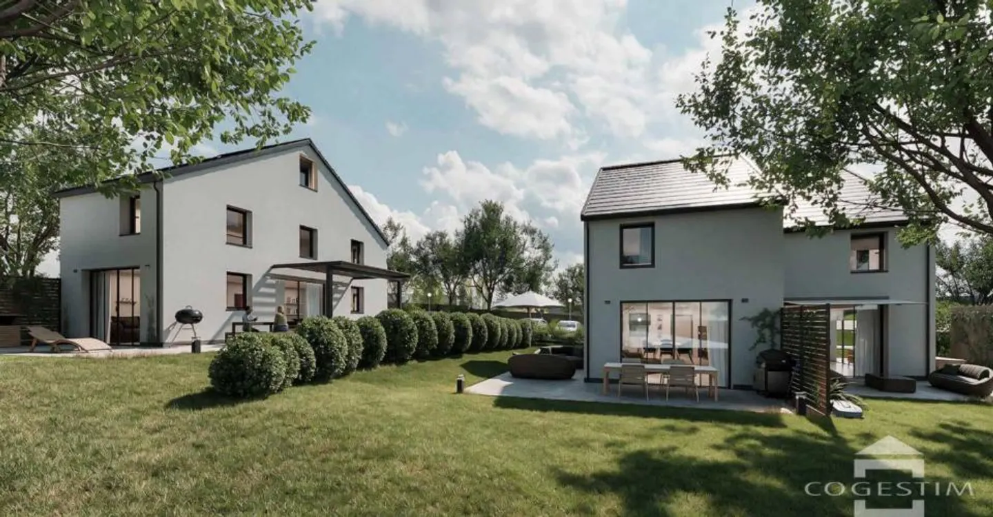 Familienvilla mit 4,5 Zimmern, Terrasse und großem Garten - Foto 1 von 12