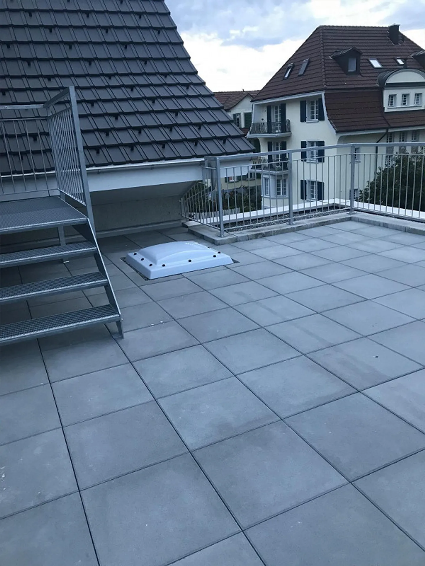 Maisonette attico con grande terrazza sul tetto - Foto 17 di 18