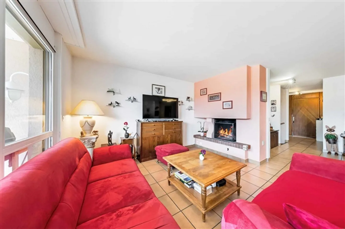 Terraced house of 160 m² in a residential area - Photo 1 of 10