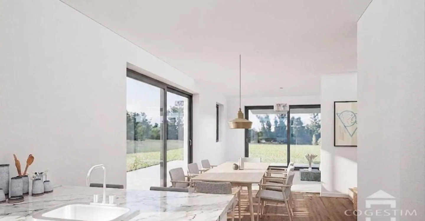Familienvilla mit 4,5 Zimmern, Terrasse und großem Garten - Foto 3 von 12
