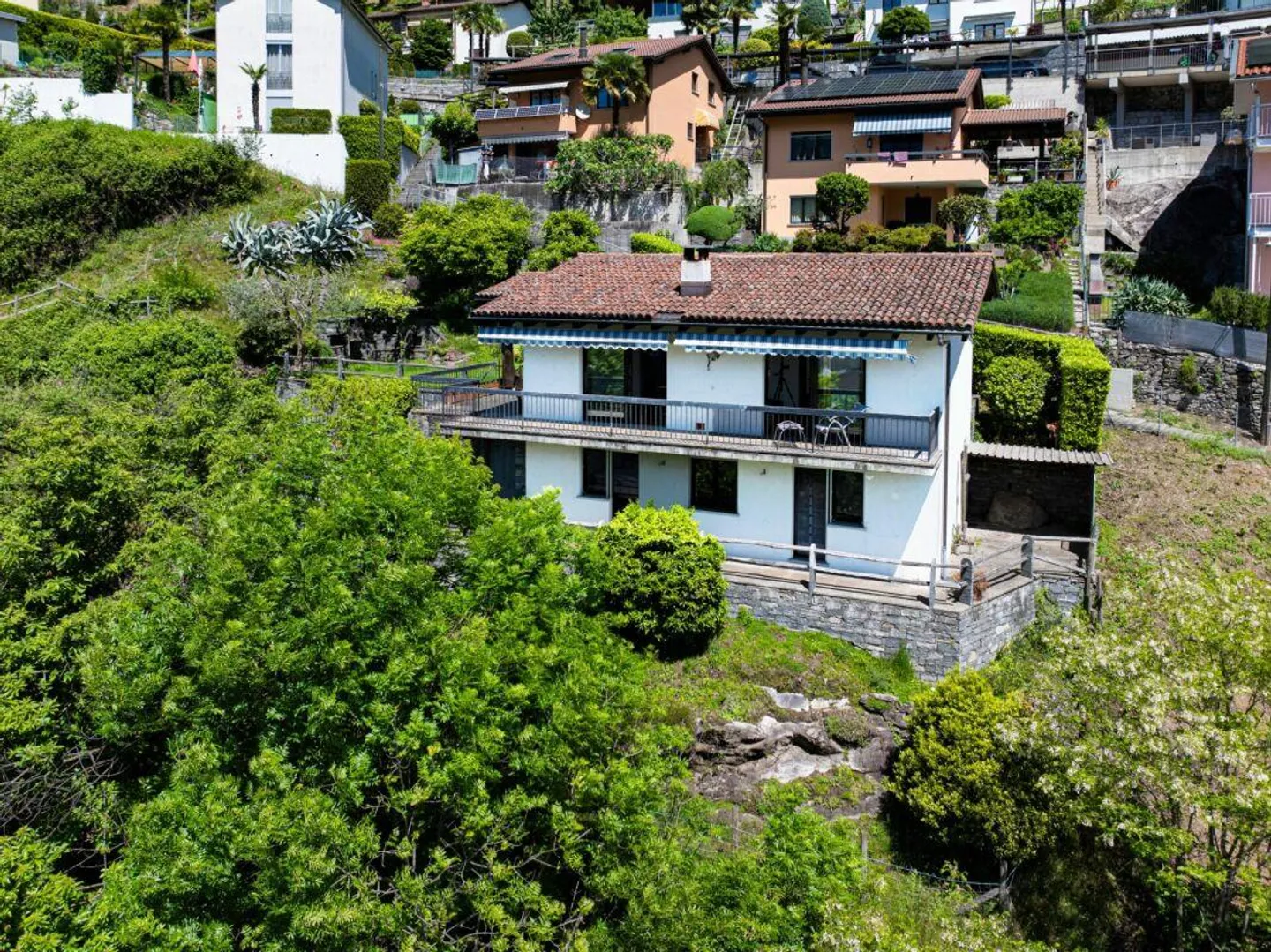 LAVERTEZZO - House with Garden and Panoramic View - Photo 21 of 21