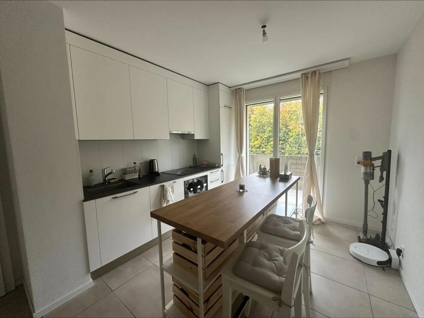 For rent - Very beautiful new 2.5-room apartment in the heart of the eco-district of Marly (FR) - Photo 2 of 8