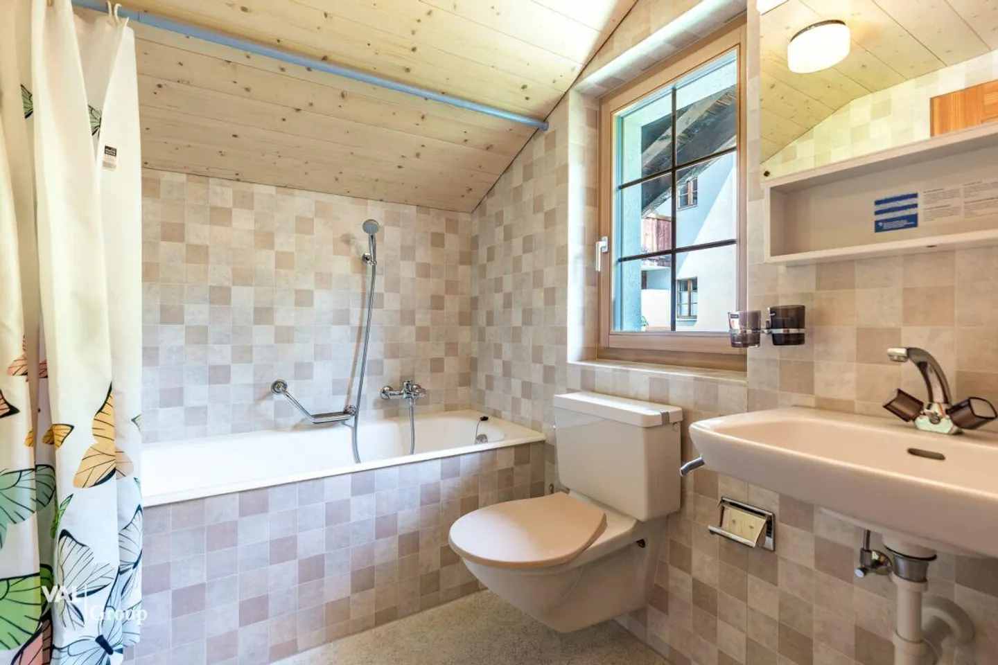 Hotel-Ristorante Jägerheim in ottima posizione con diverse possibilità di utilizzo - Foto 10 di 13