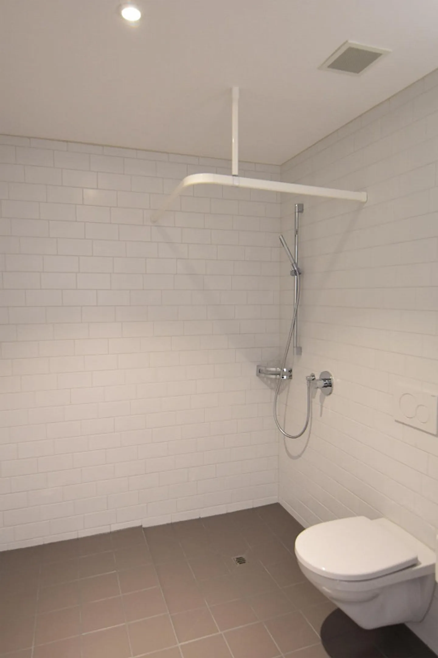 Modern Loft in Romanshorn - Photo 8 of 9