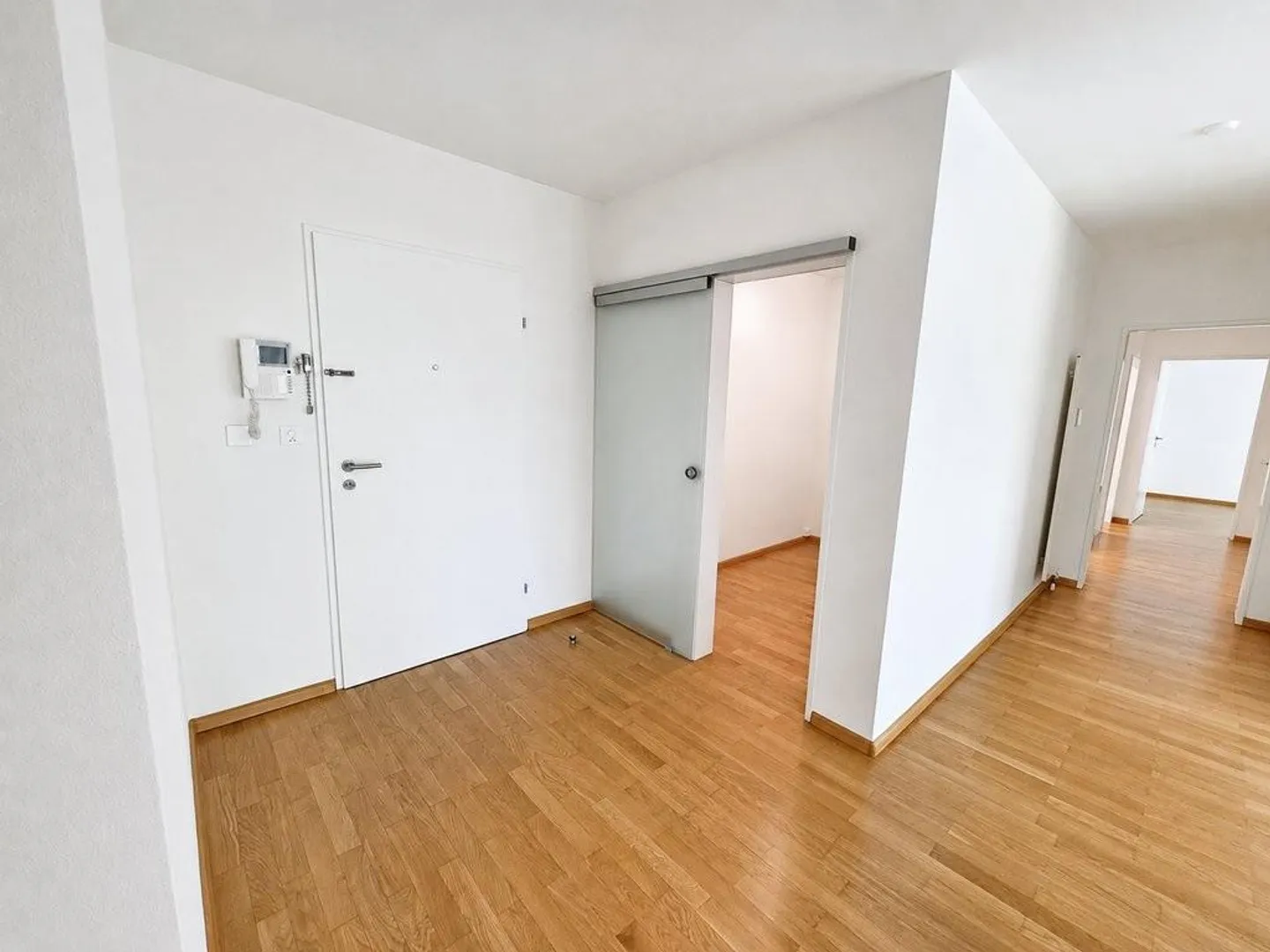 Grosszügige 2.5-Zimmerwohnung - Foto 4 von 11