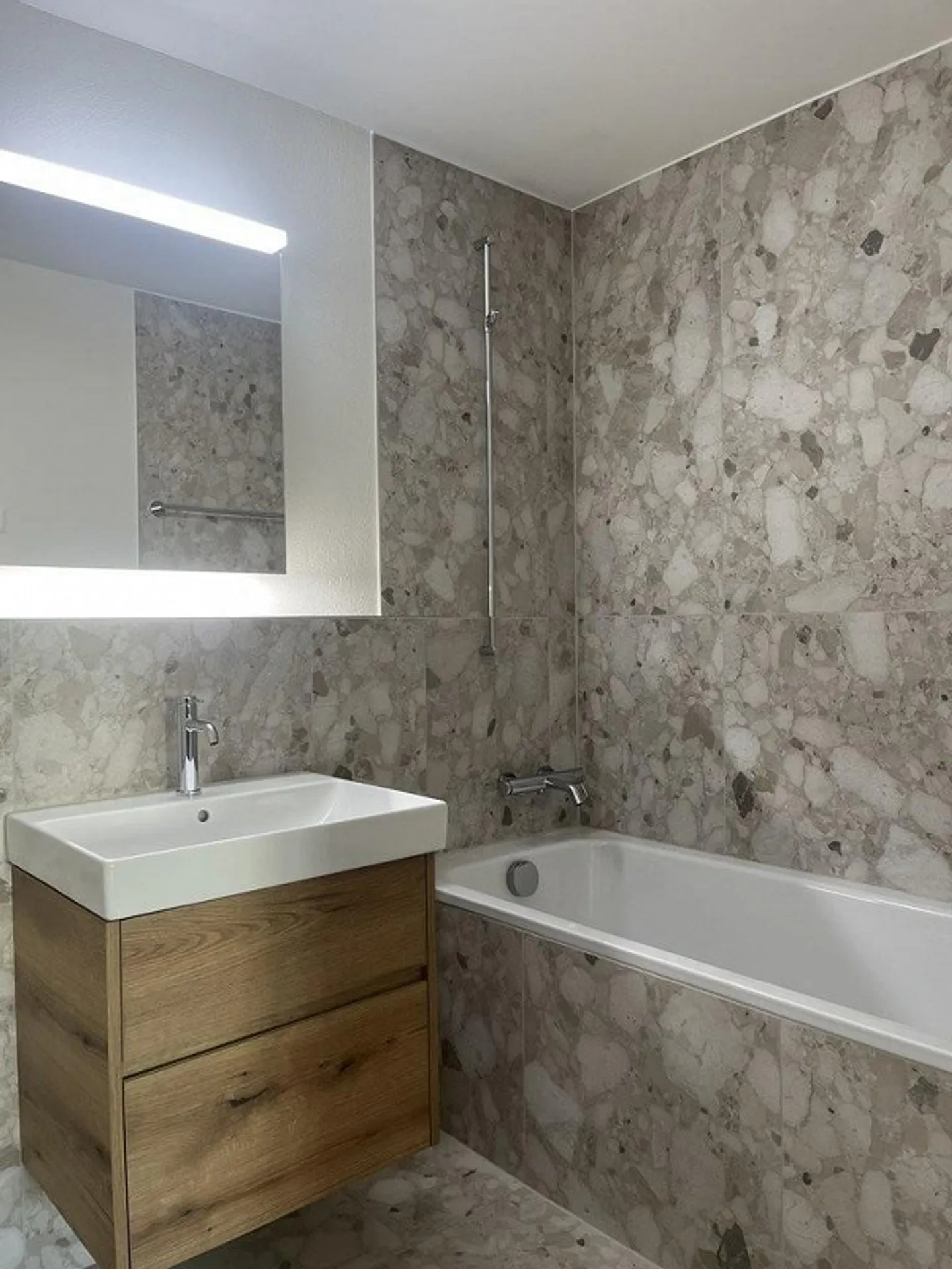 Prima locazione - Appartamento luminoso al piano terra in affitto - Foto 6 di 9