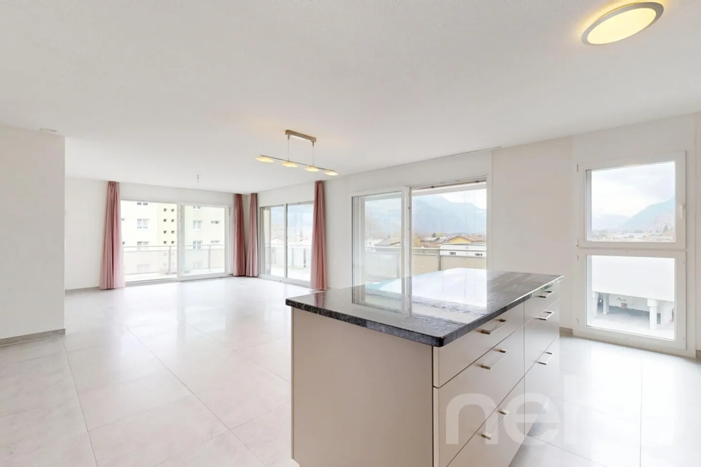 Modern Apartment with Mountain View - Photo 12 of 13