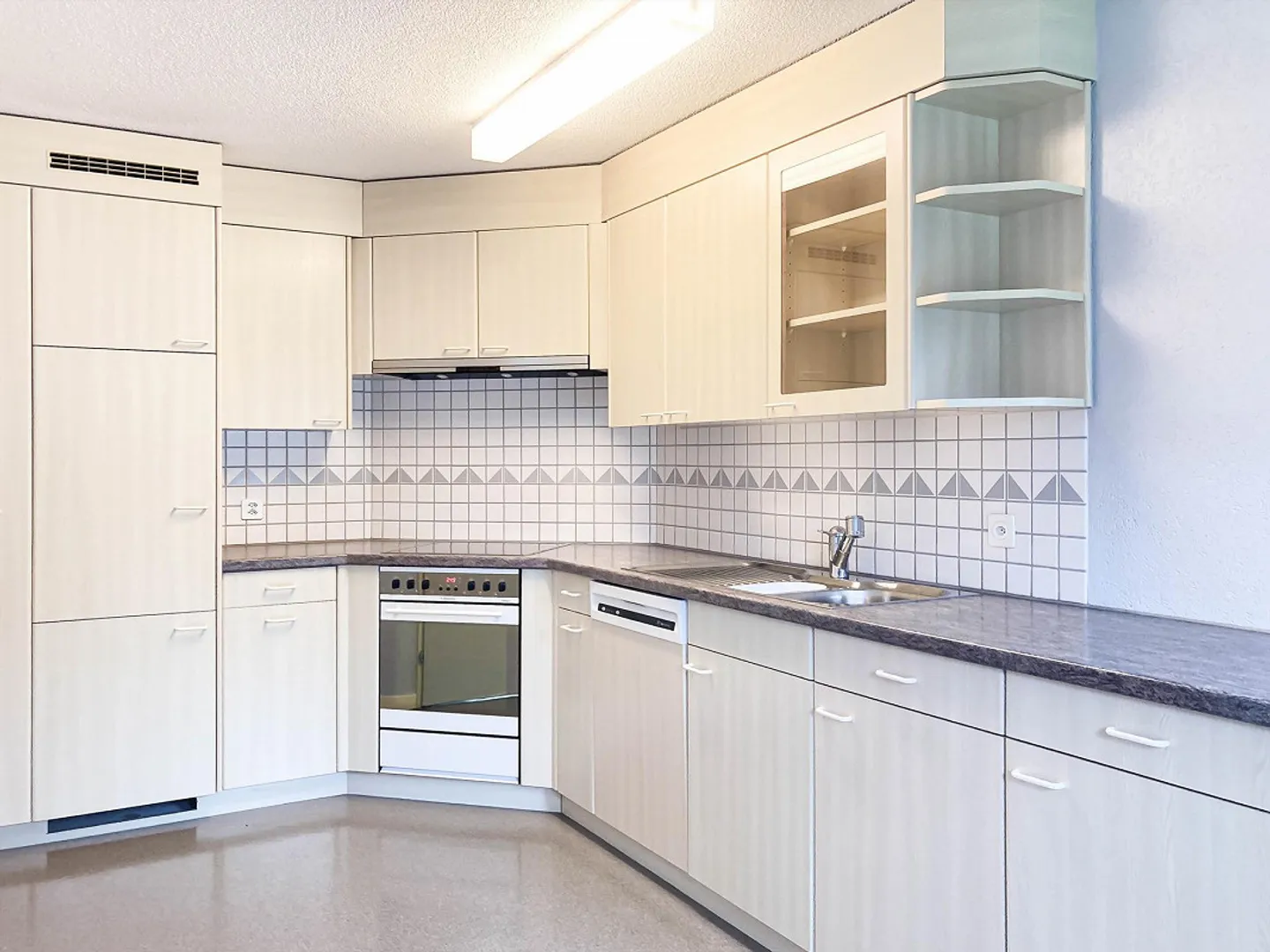 Incantevole appartamento di 4,5 stanze nel cuore verde di Uzwil - Foto 6 di 18