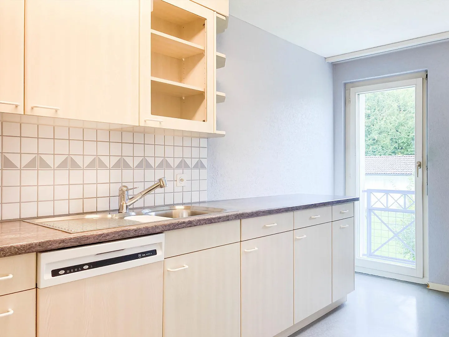 Incantevole appartamento di 4,5 stanze nel cuore verde di Uzwil - Foto 7 di 18