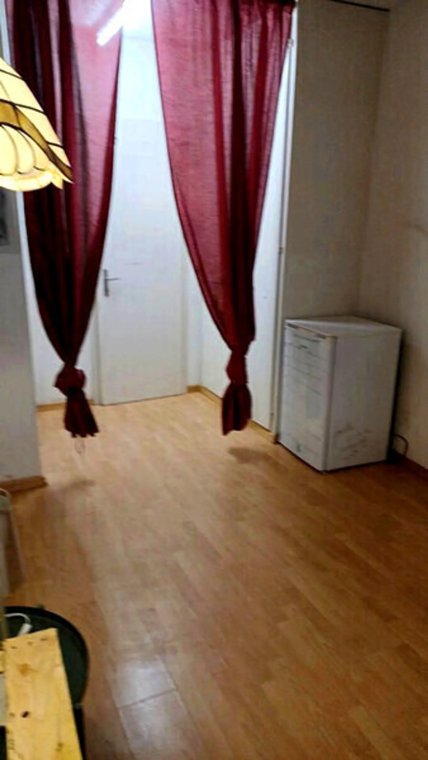 STUDIO IN BERN - ALTSTADT, MÖBLIERT - Foto 3 di 7