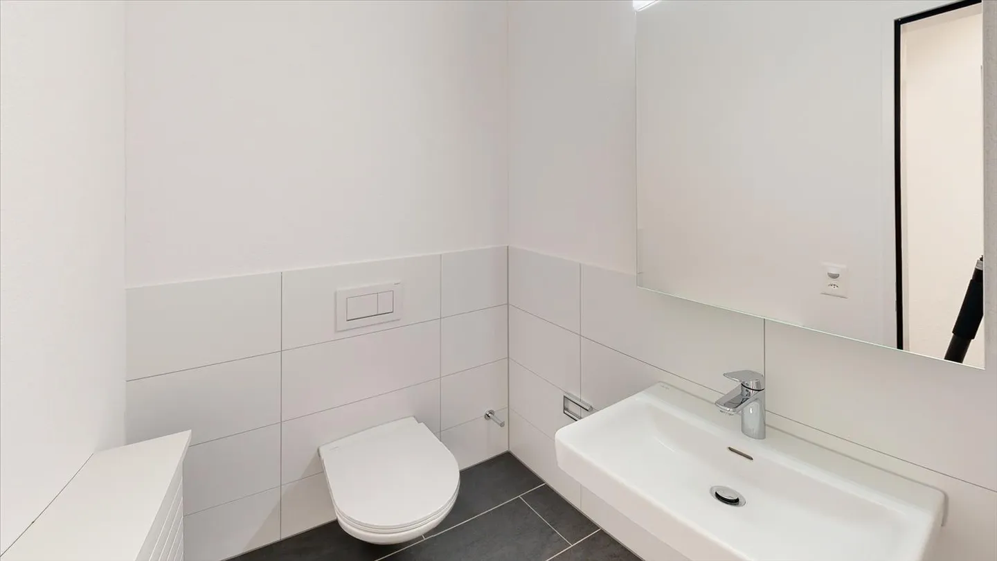 Espace commercial attrayant dans un emplacement central - parfait pour votre équipe ! - Photo 6 sur 7