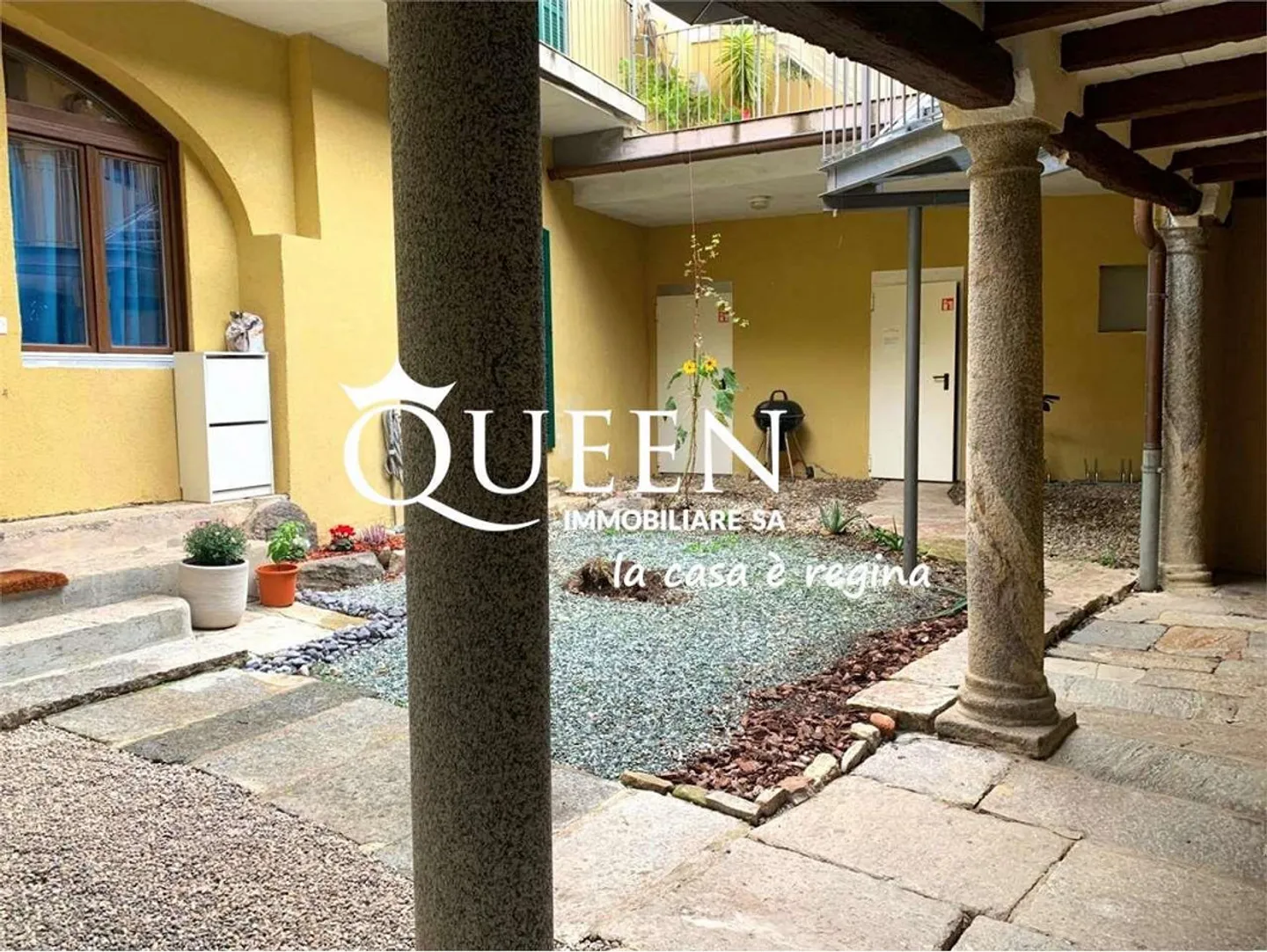 Ligornetto: Gebäude mit 7 Wohnungen von 2,5 und 3,5 Zimmern, 590 m². - Foto 2 von 12