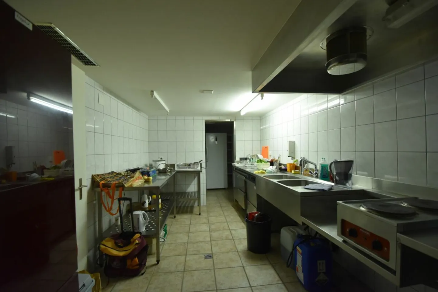 grossflächige Gewerberäumlichkeiten in Leukerbad - Foto 4 von 14